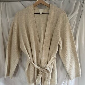 H&M Women's Cream Sweater Cardigan sz L